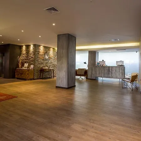 Otel Purala - Wool Valley & 4*